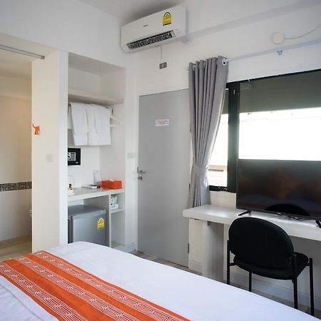 Hotel 202 House à Chiang Mai Extérieur photo