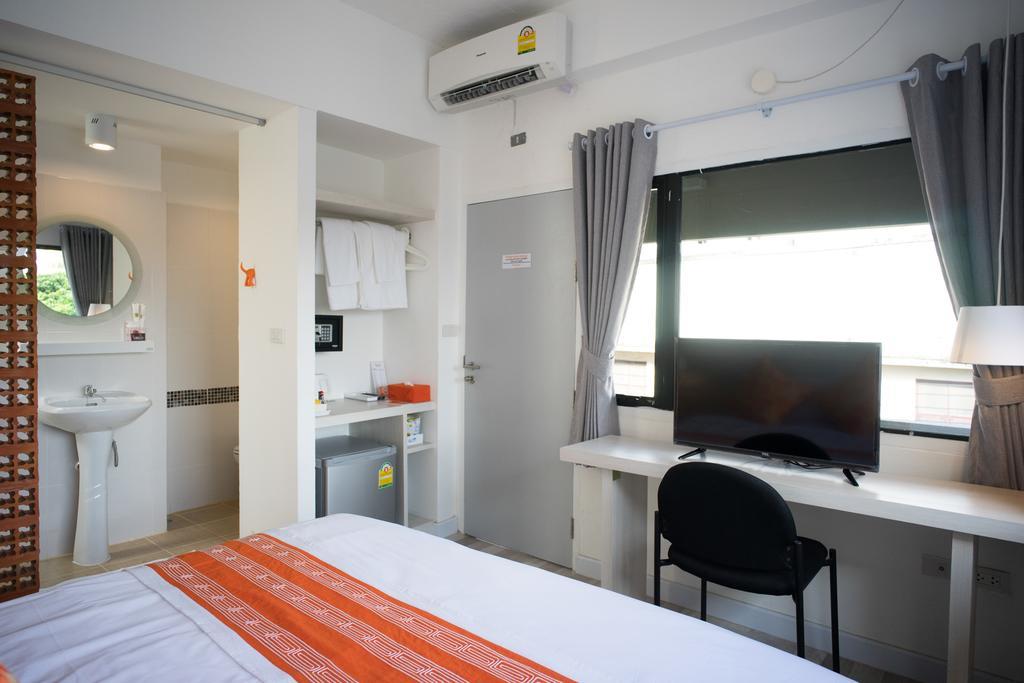 Hotel 202 House à Chiang Mai Extérieur photo